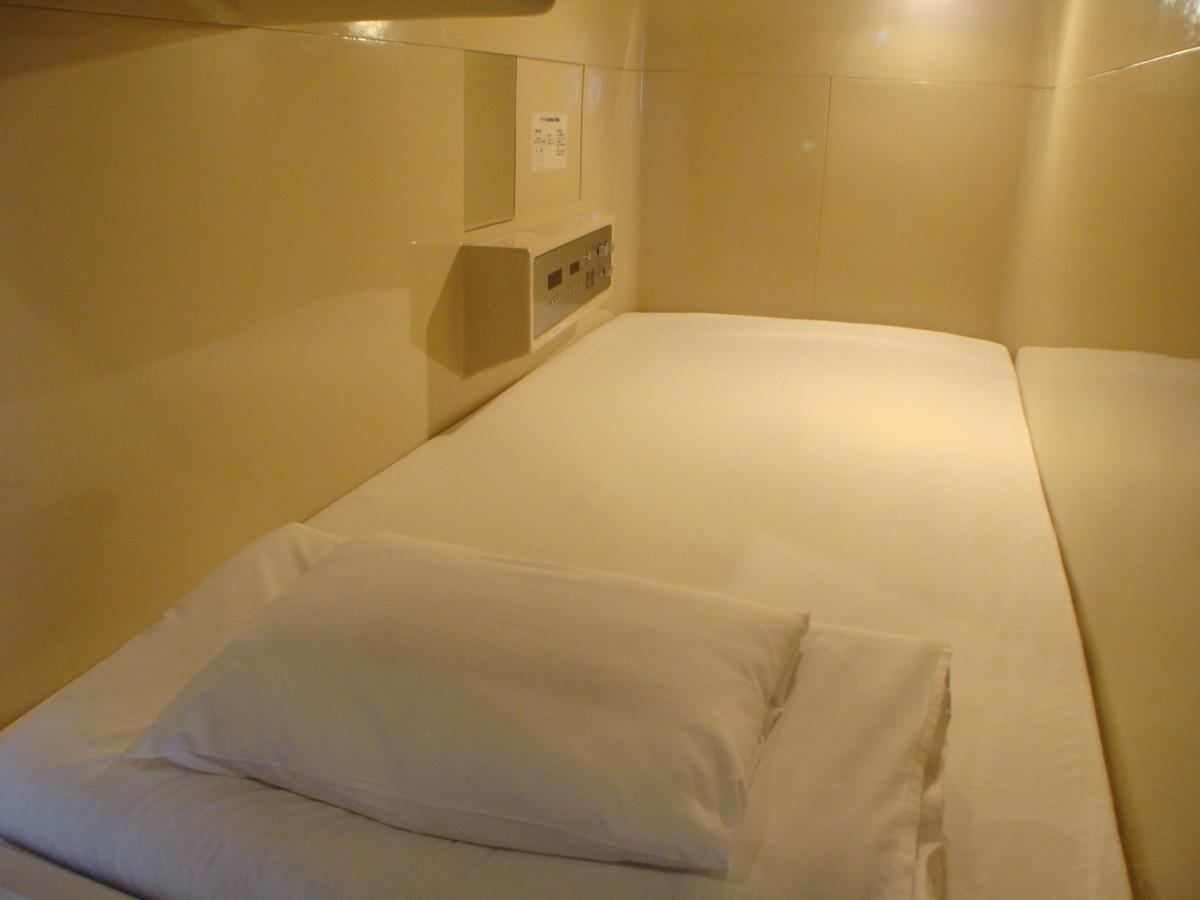 Kumamoto Capsule Hotel Екстер'єр фото