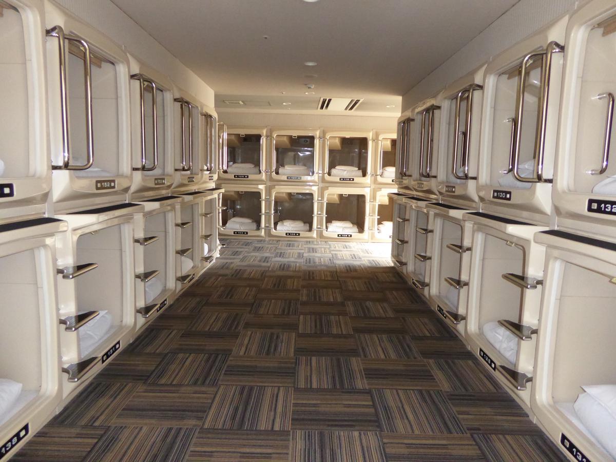 Kumamoto Capsule Hotel Екстер'єр фото