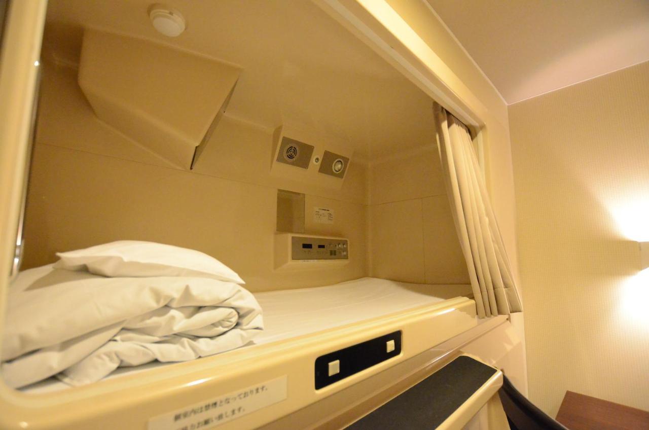 Kumamoto Capsule Hotel Екстер'єр фото