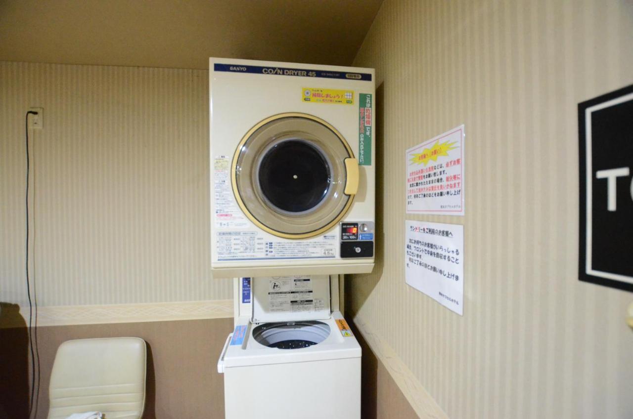 Kumamoto Capsule Hotel Екстер'єр фото