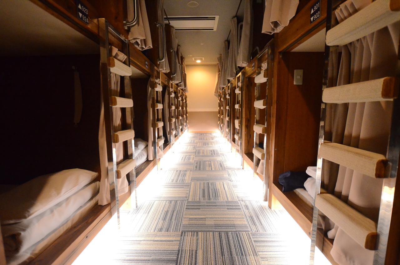 Kumamoto Capsule Hotel Екстер'єр фото