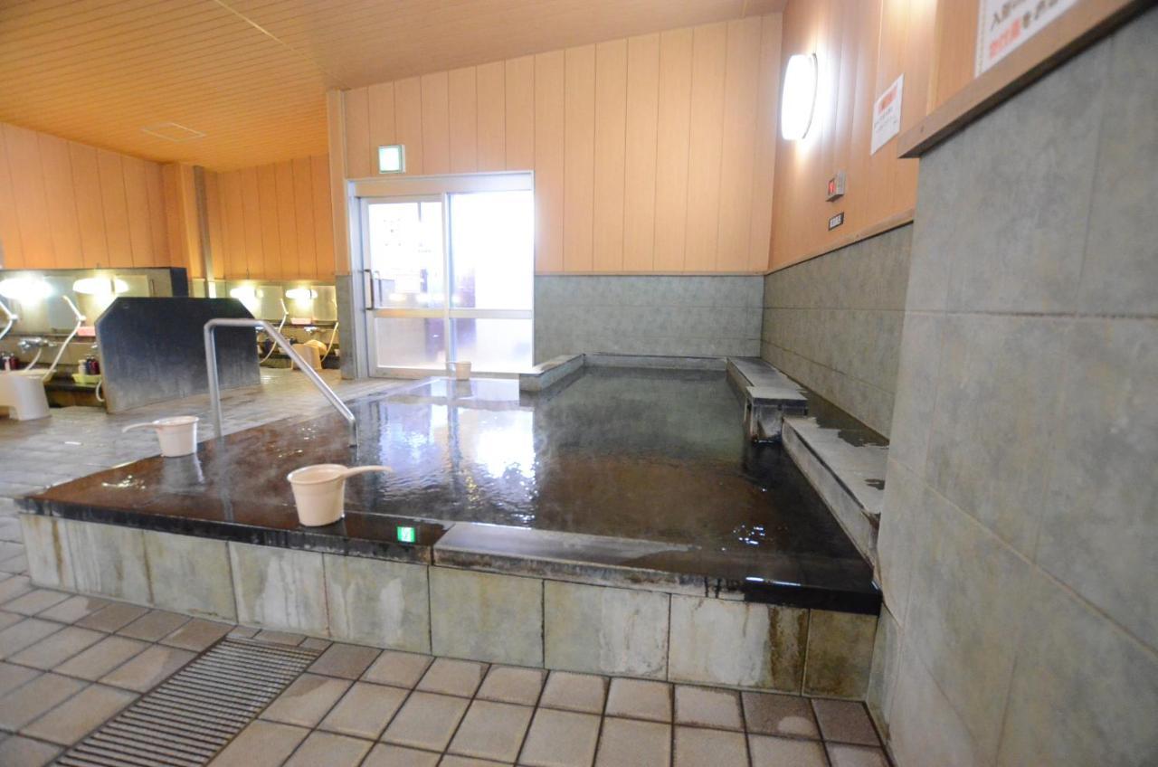 Kumamoto Capsule Hotel Екстер'єр фото