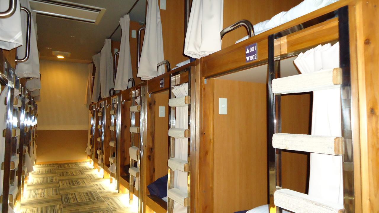 Kumamoto Capsule Hotel Екстер'єр фото